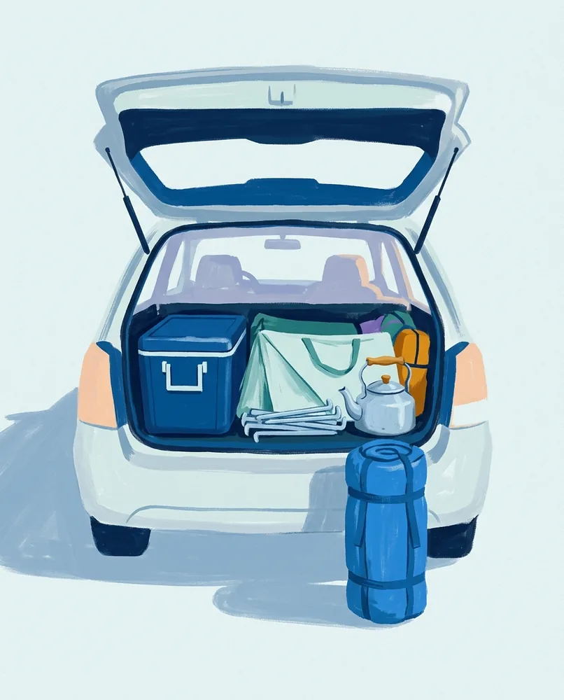 A car trunk holds a cool box, folded tent, pegs, and kettle fitted together, with a rolled sleeping bag on the bumper.